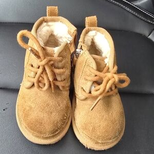 Ugg Neumel Chukka Boot Suede & Fur Lined Toddler Size 7